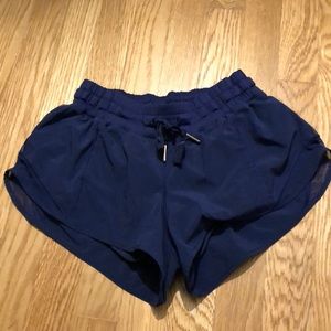 Lululemon hotty hot short